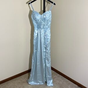 Elegant Light Blue Evening Gown